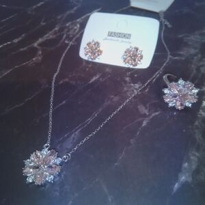 Elegant Pink Flower Necklace and Earring Set